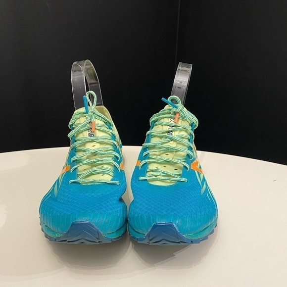 NEW BALANCE XC900v4 Cleats - Picture 4 of 10